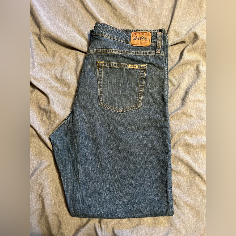 EUC Levi Strauss jeans